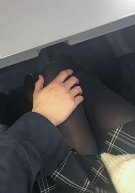 背后的男人
