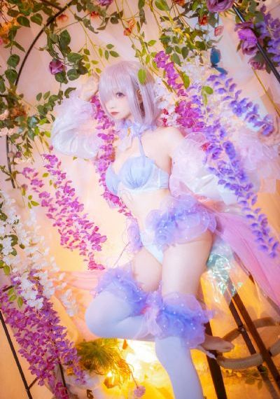 丰满的女房东4在线观看