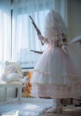 小资女孩向前冲