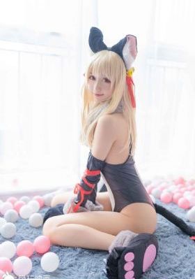 隔壁的妈妈