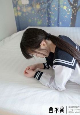 《商务旅游和女老板戴的帽子》